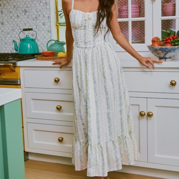 Lulus Odilie Cream Floral Lace Sleeveless Midi Dress White - Size S - Picture 1 of 1